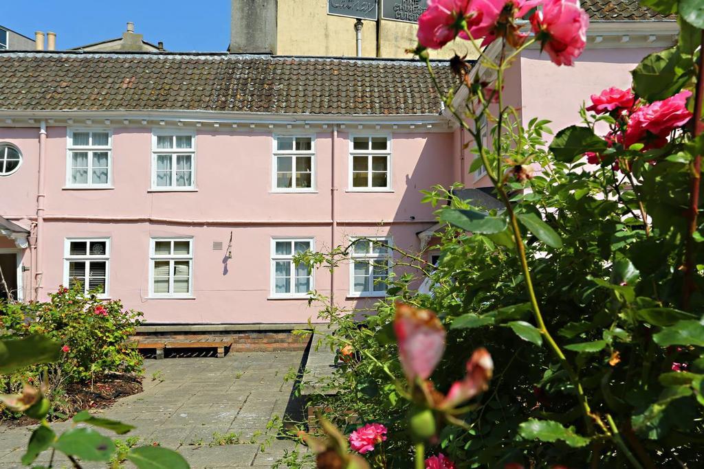 Merchants Almshouse *